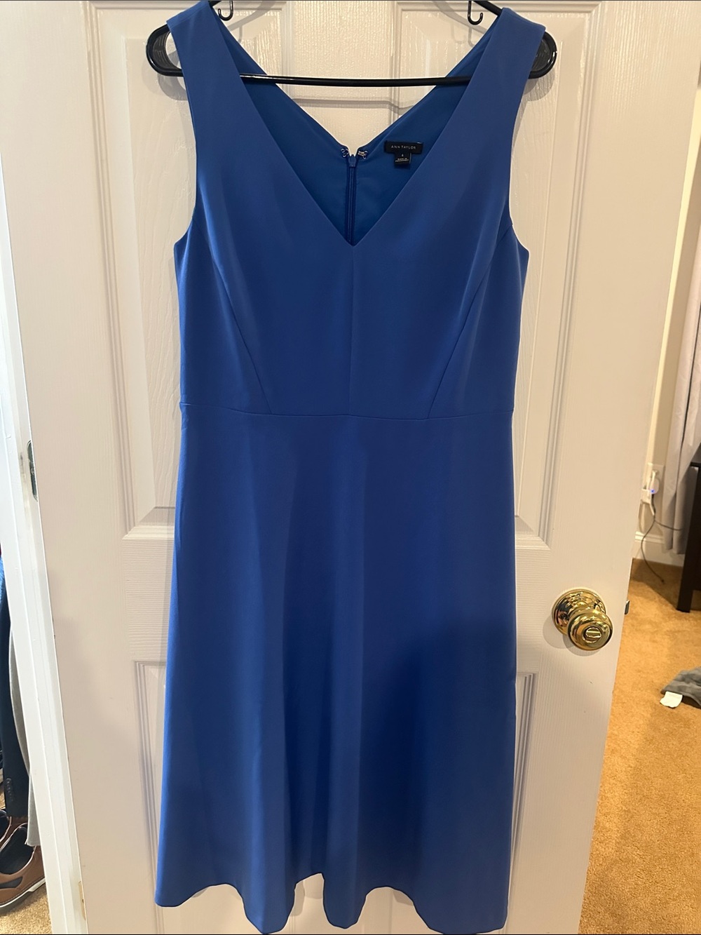 Ann Taylor Blue V-Neck A-Line Women's Dress Size 6